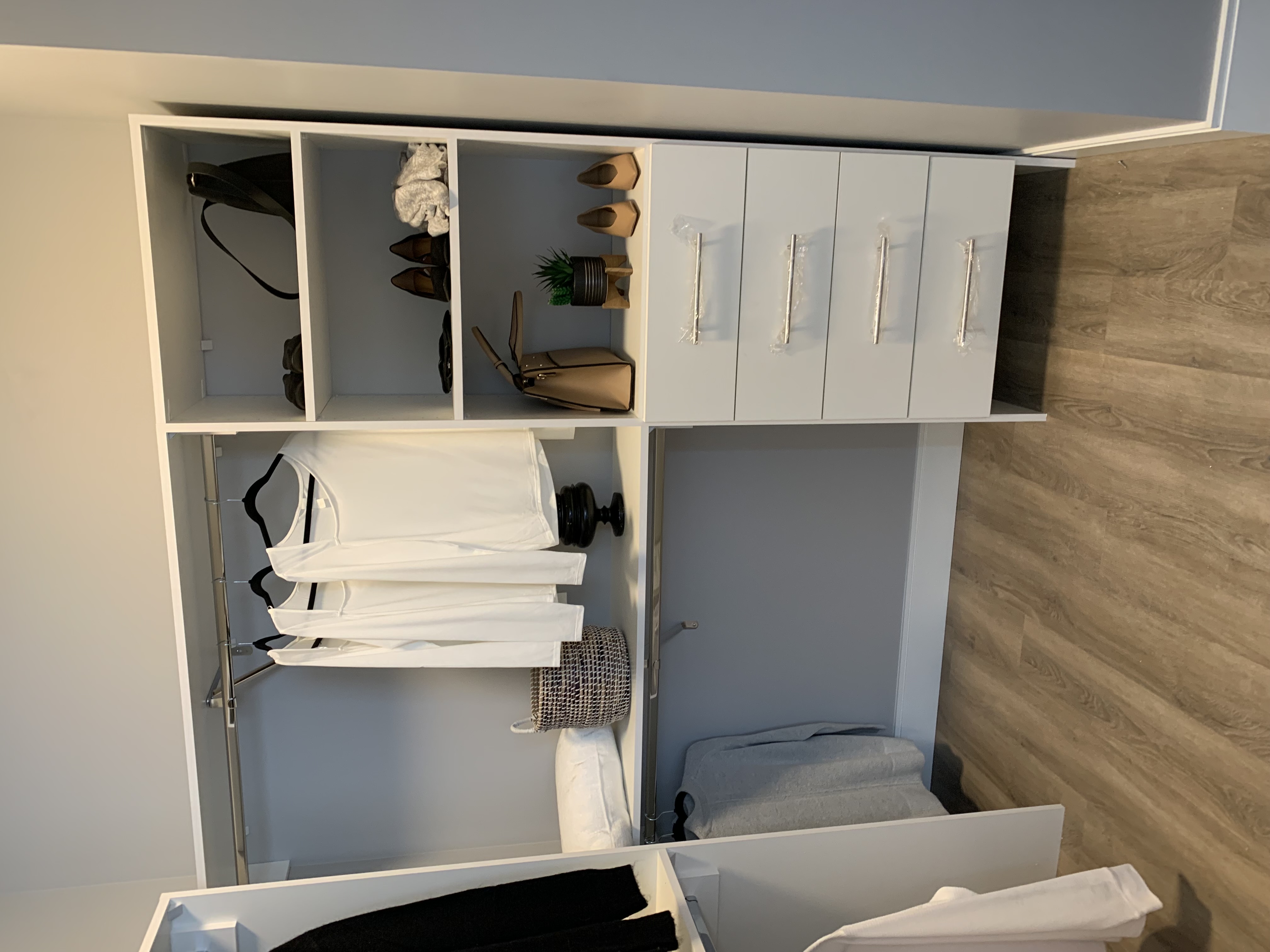 Shelving project in Leduc